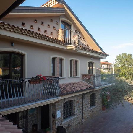 La Ginestra Hotel Castel San Lorenzo Buitenkant foto