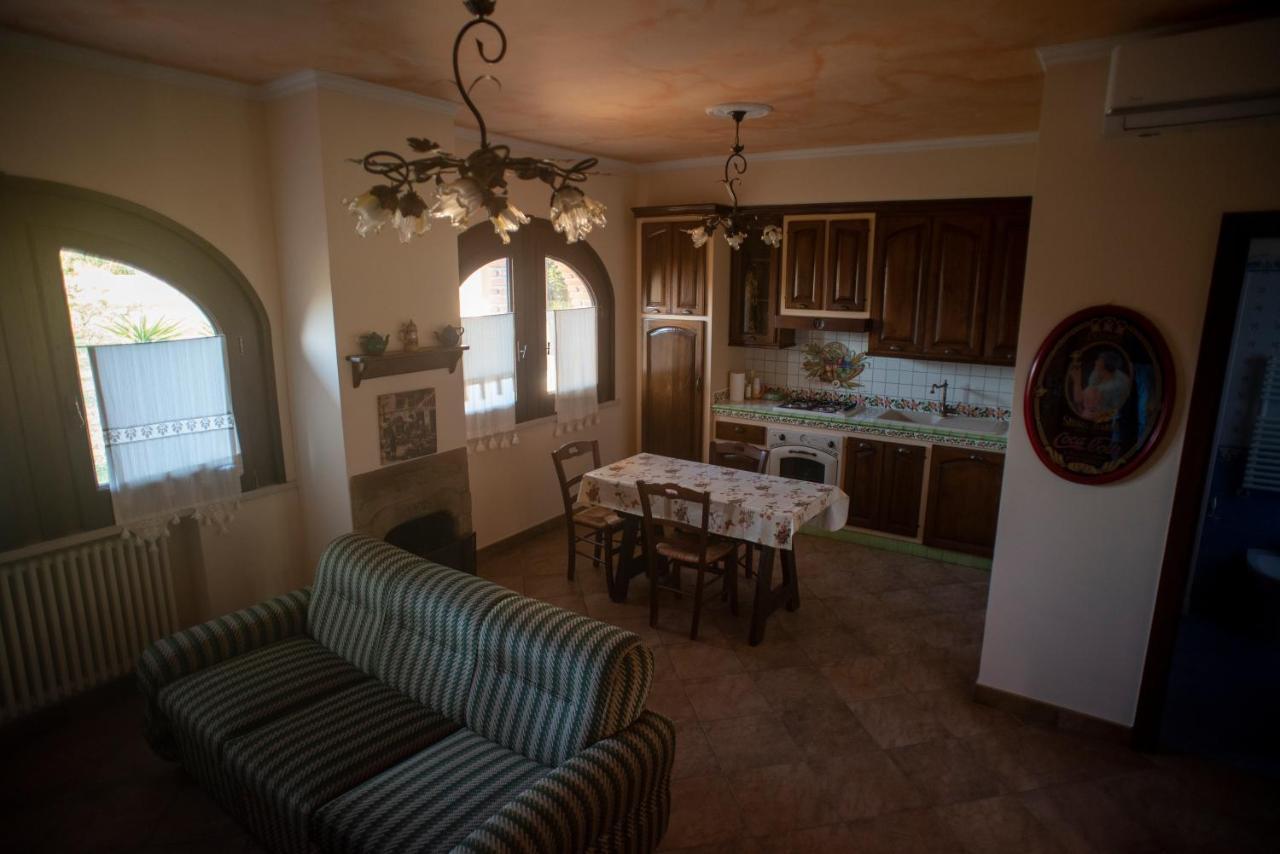 La Ginestra Hotel Castel San Lorenzo Buitenkant foto