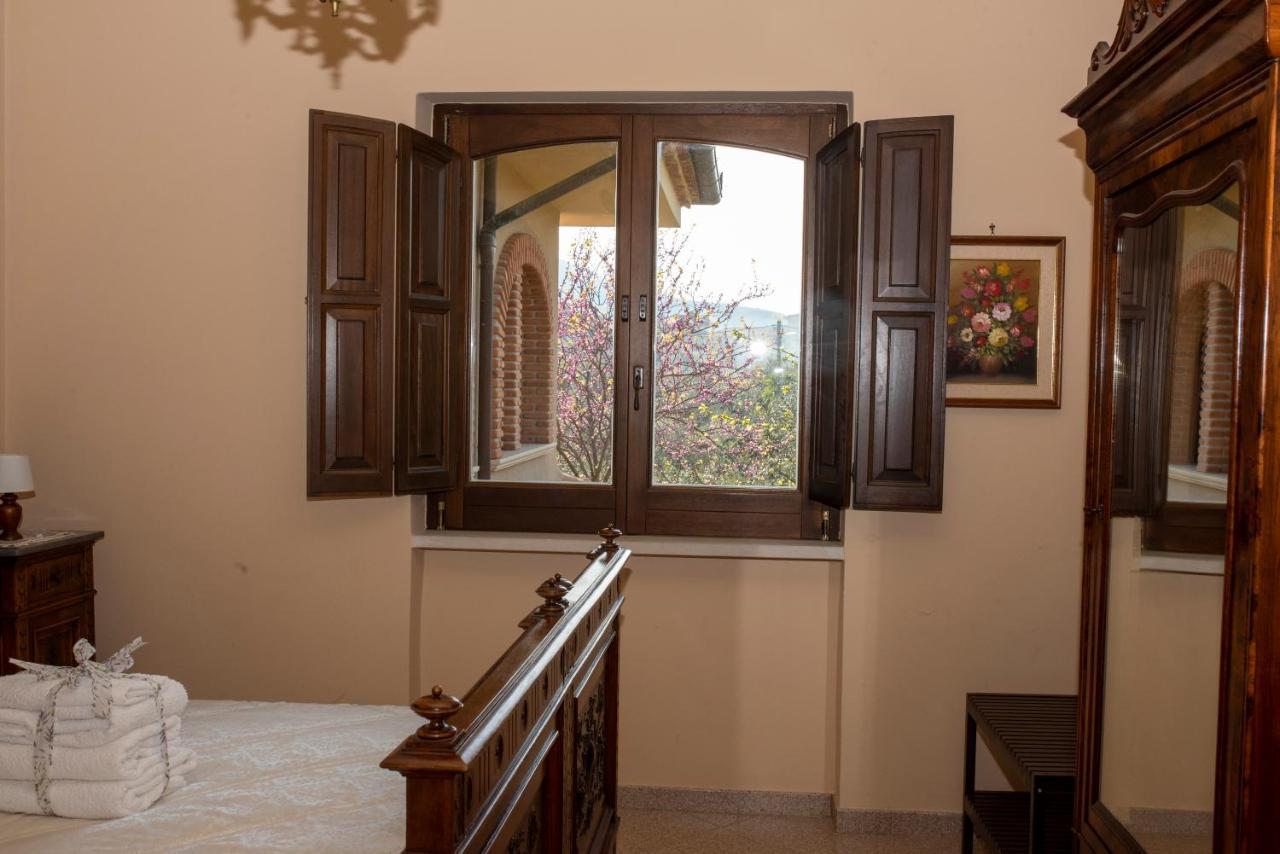 La Ginestra Hotel Castel San Lorenzo Buitenkant foto