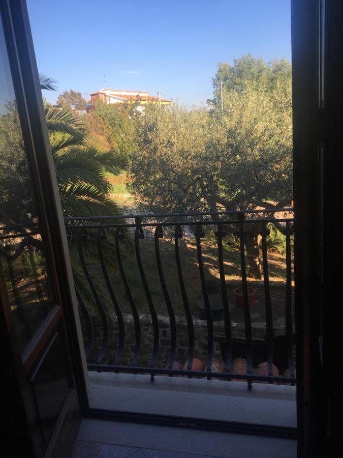 La Ginestra Hotel Castel San Lorenzo Buitenkant foto