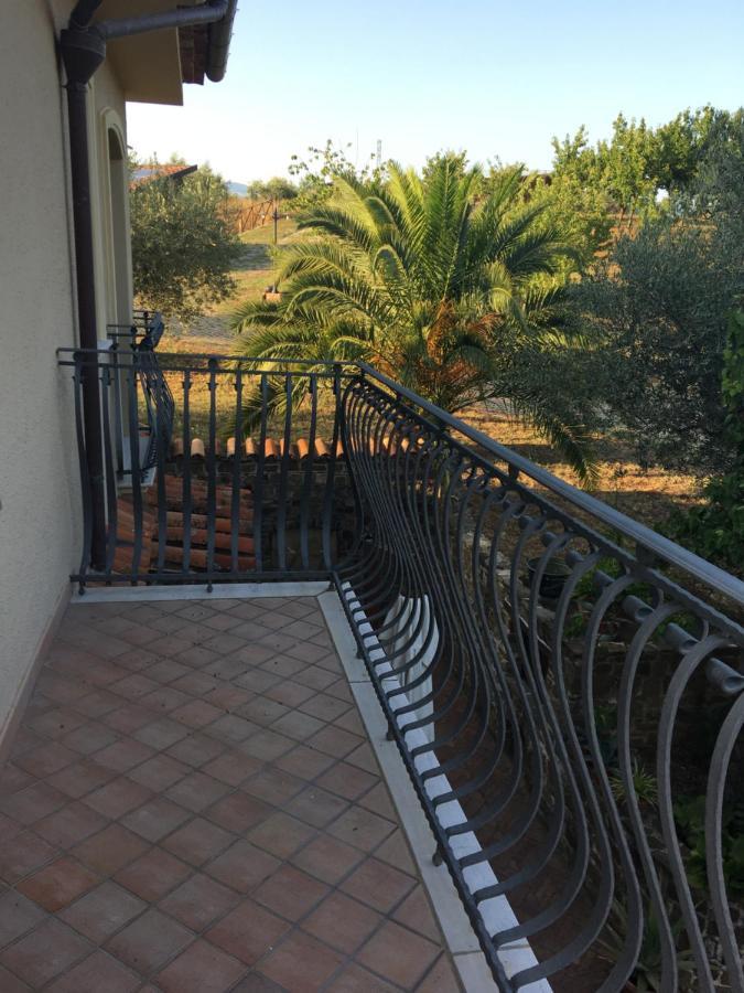 La Ginestra Hotel Castel San Lorenzo Buitenkant foto