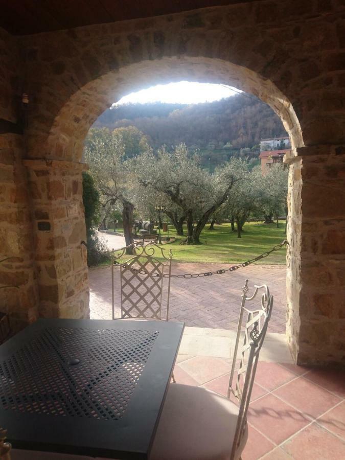 La Ginestra Hotel Castel San Lorenzo Buitenkant foto